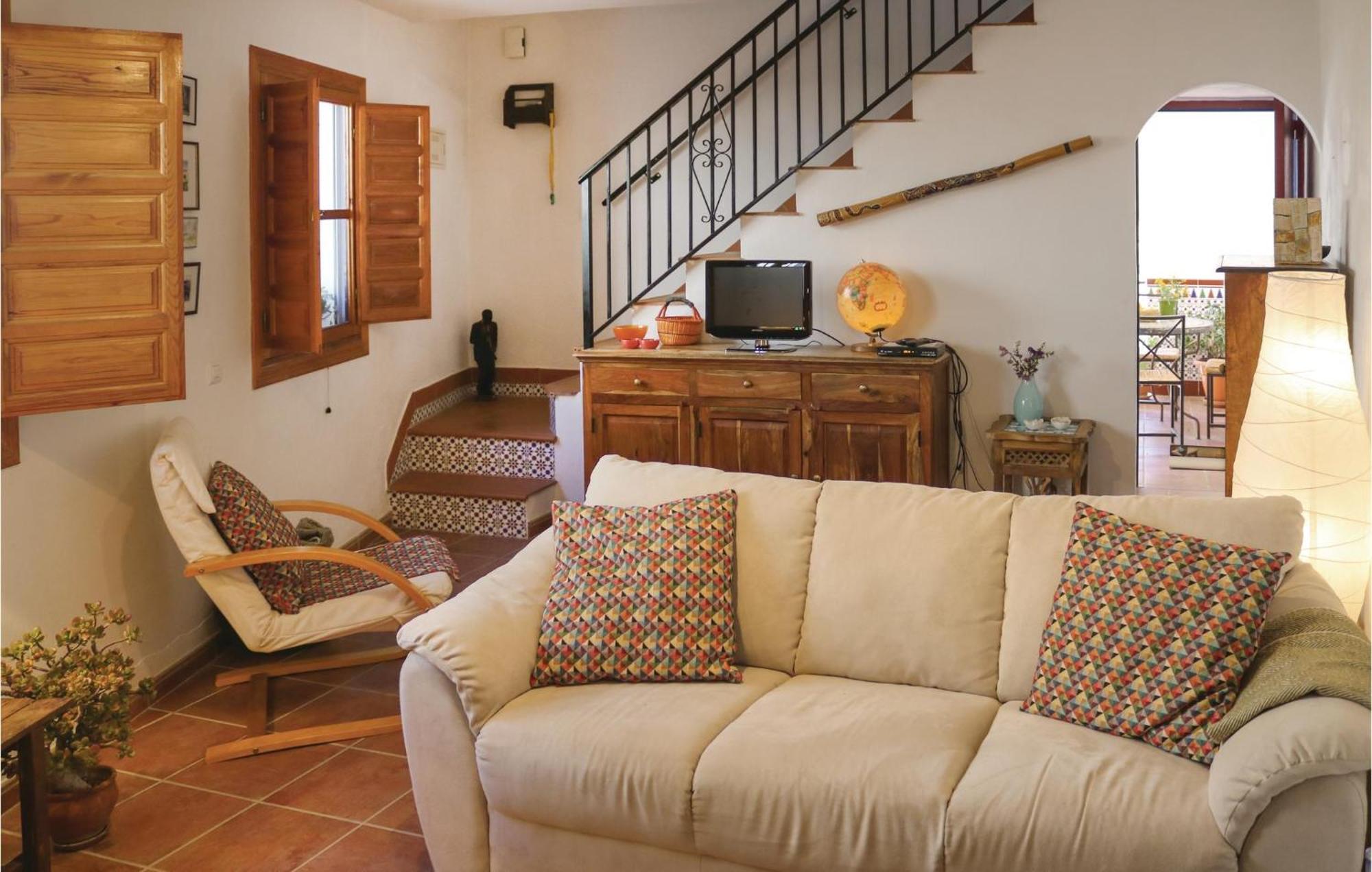 Nice Home In Canillas De Albaida With Wifi Zewnętrze zdjęcie
