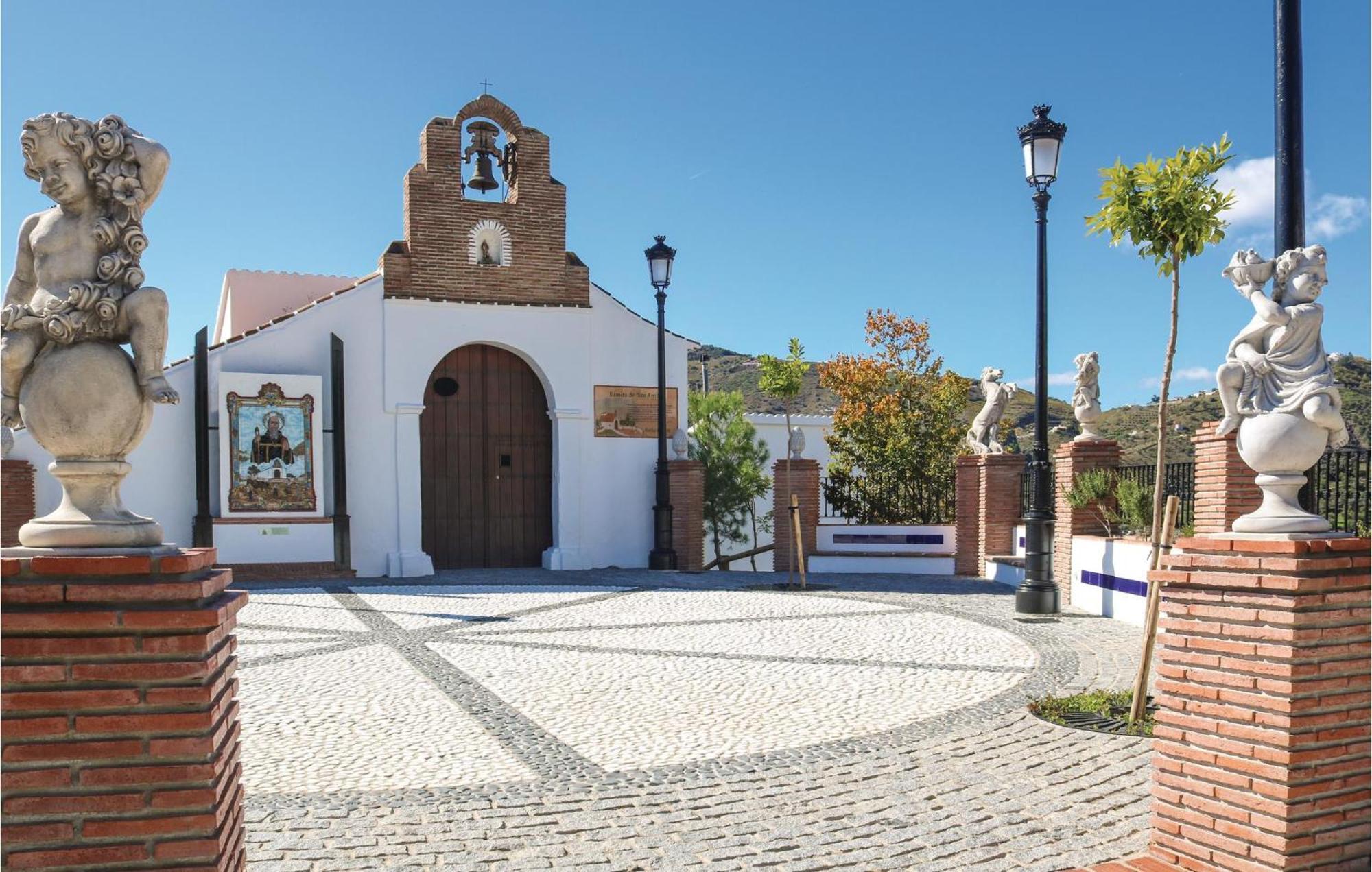 Nice Home In Canillas De Albaida With Wifi Zewnętrze zdjęcie